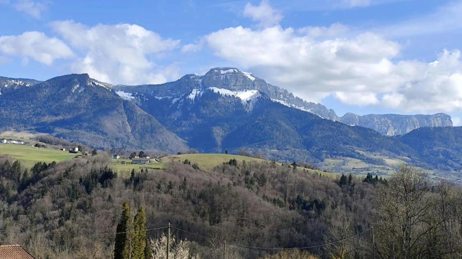 Lac Et Monts-Vue Montagne-Lac Charvonnex Γαλλία